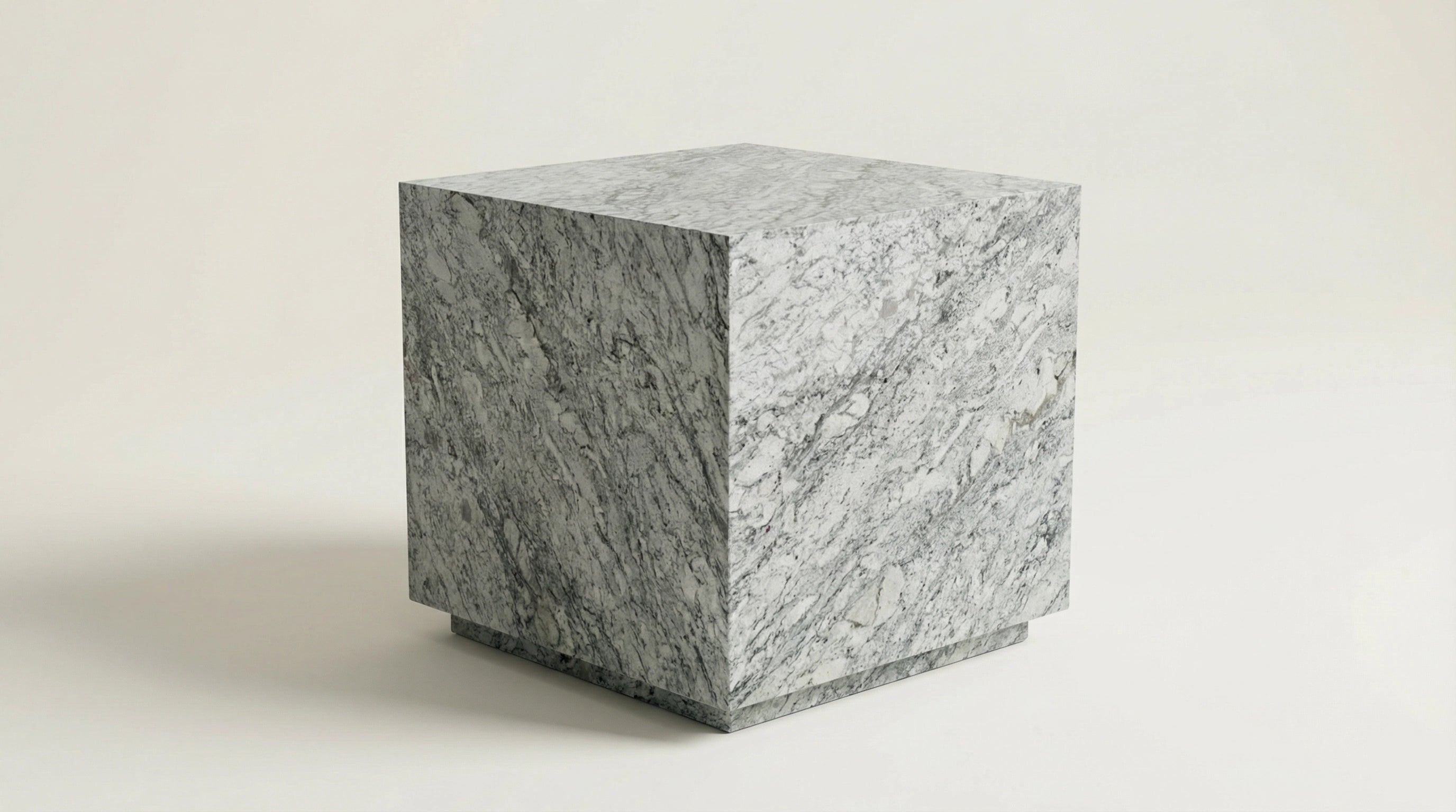 Spring granite plinth, Short — PLNTH Series 01