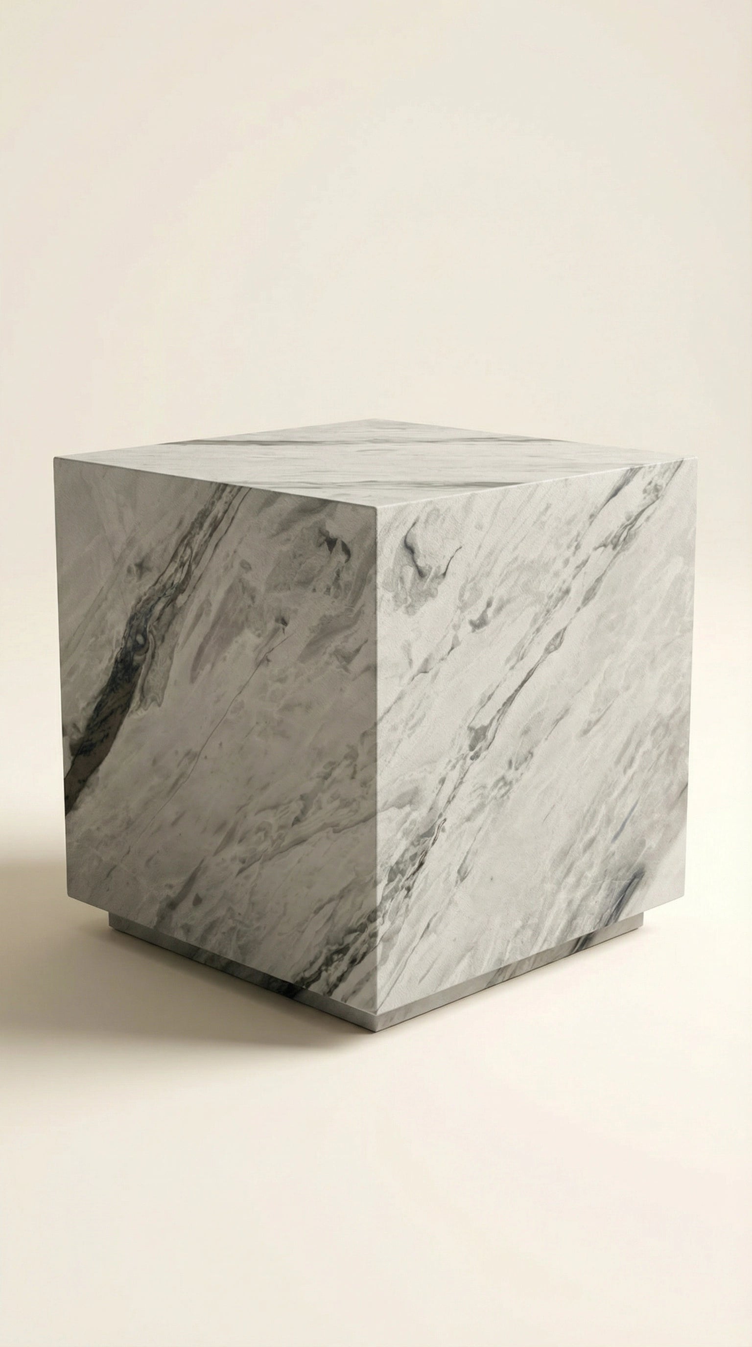 Lombardi marble plinth, Short — PLNTH Series 01