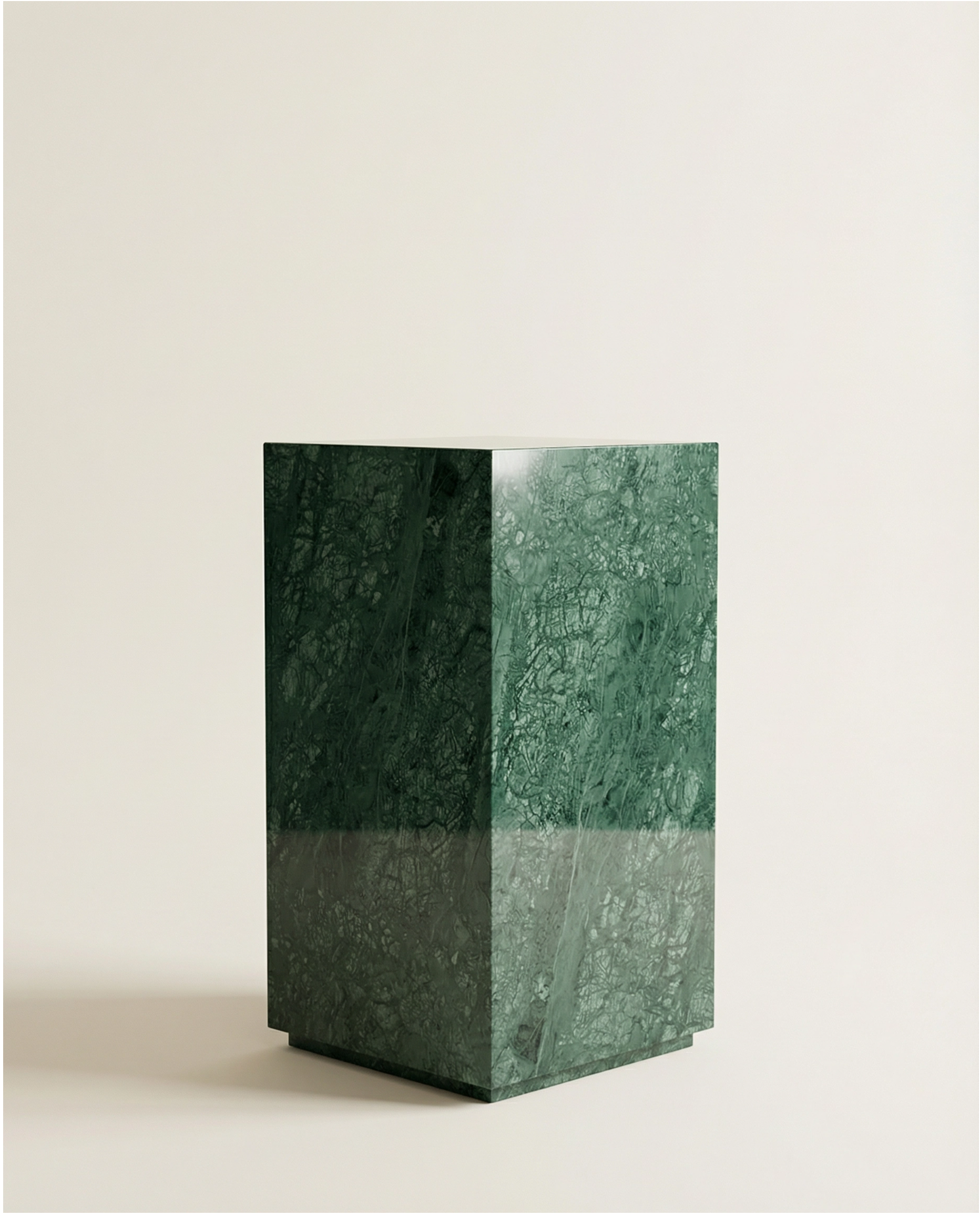 Verde Guatemala marble plinth, Standard — PLNTH Series 01